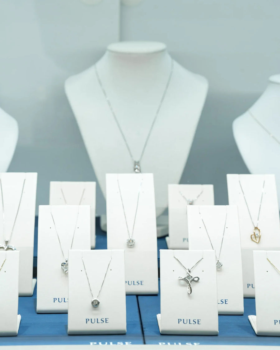Layering, Pearls & Men's Jewellery: The 2026 Trends Worth Trying